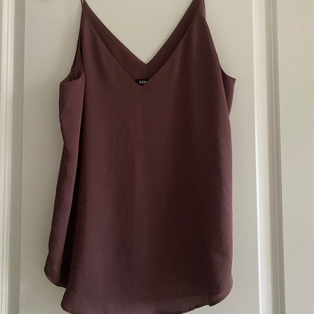 Express downtown cami in wine color